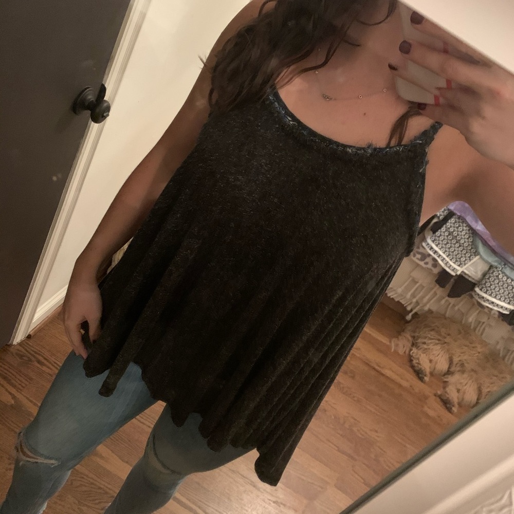 Sloan Rouge Gray tank with braided accents